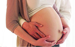 重庆怀孕如何办理亲子鉴定最简单方便，重庆孕期亲子鉴定需要多少钱